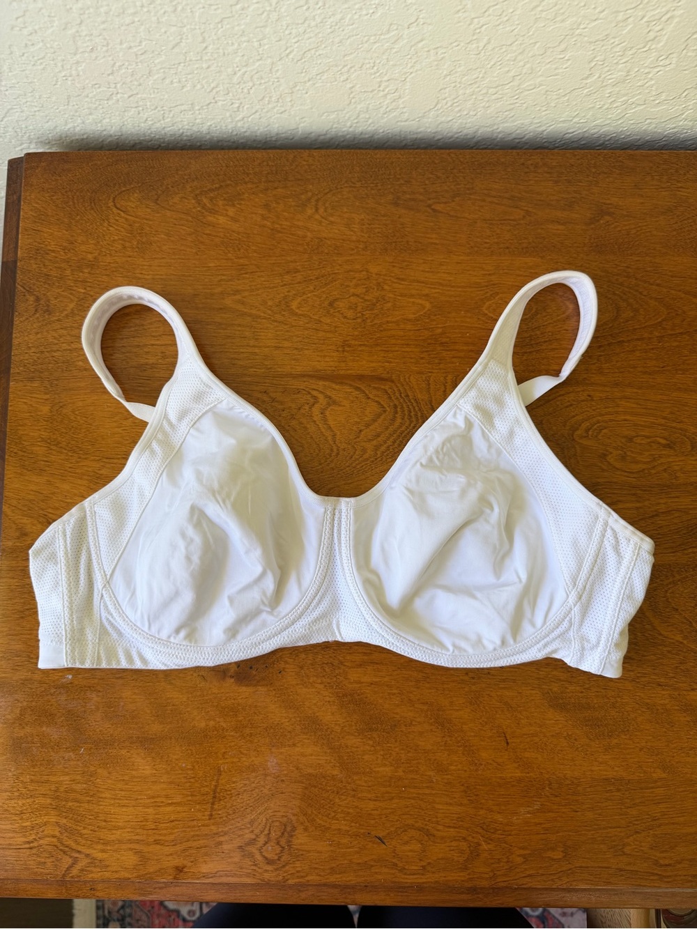 Title Nine White Cuz She Says So Underwire Sports Bra 40C